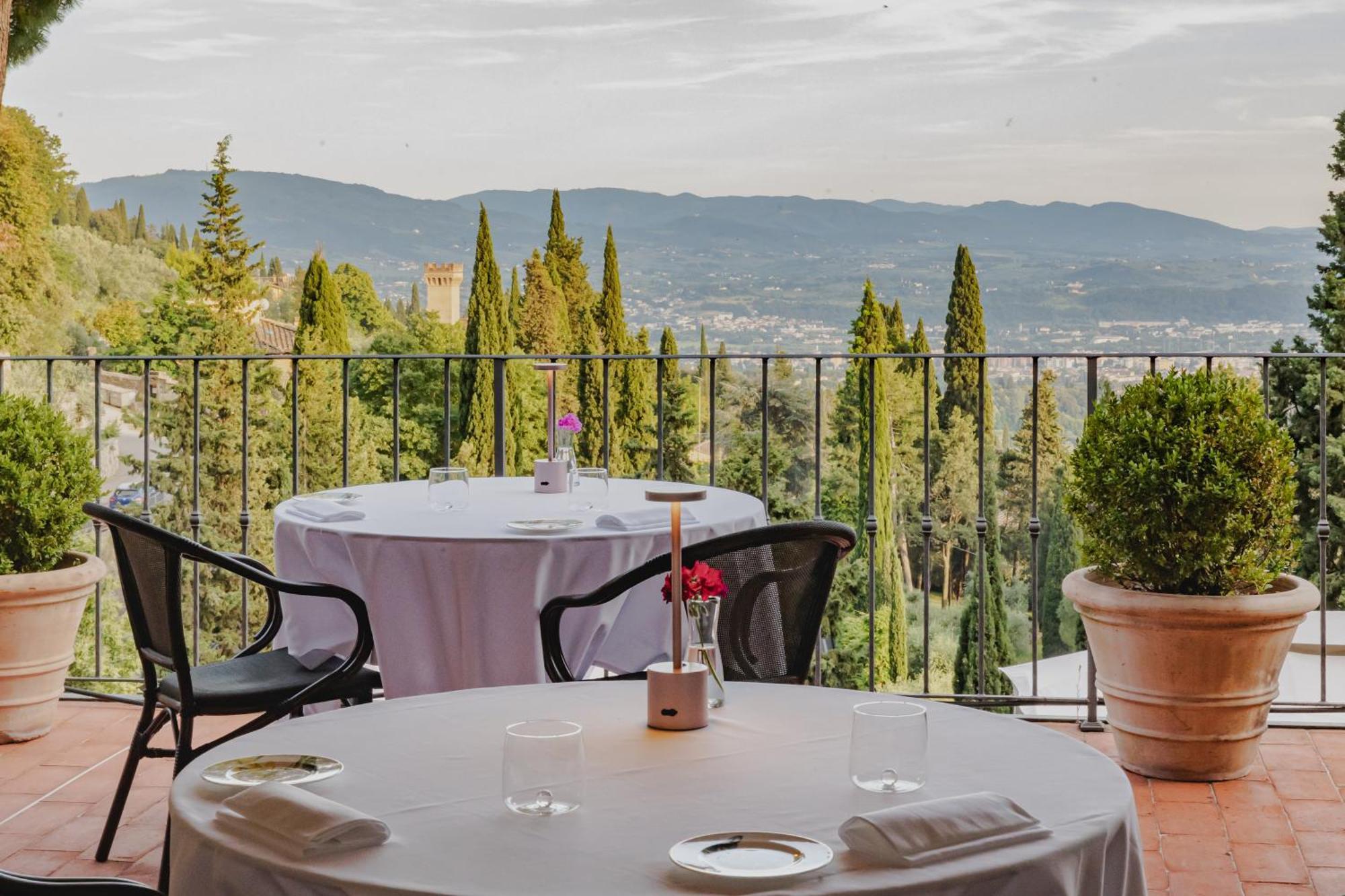 Fh55 Hotel Villa Fiesole Bagian luar foto